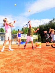 Serve training...